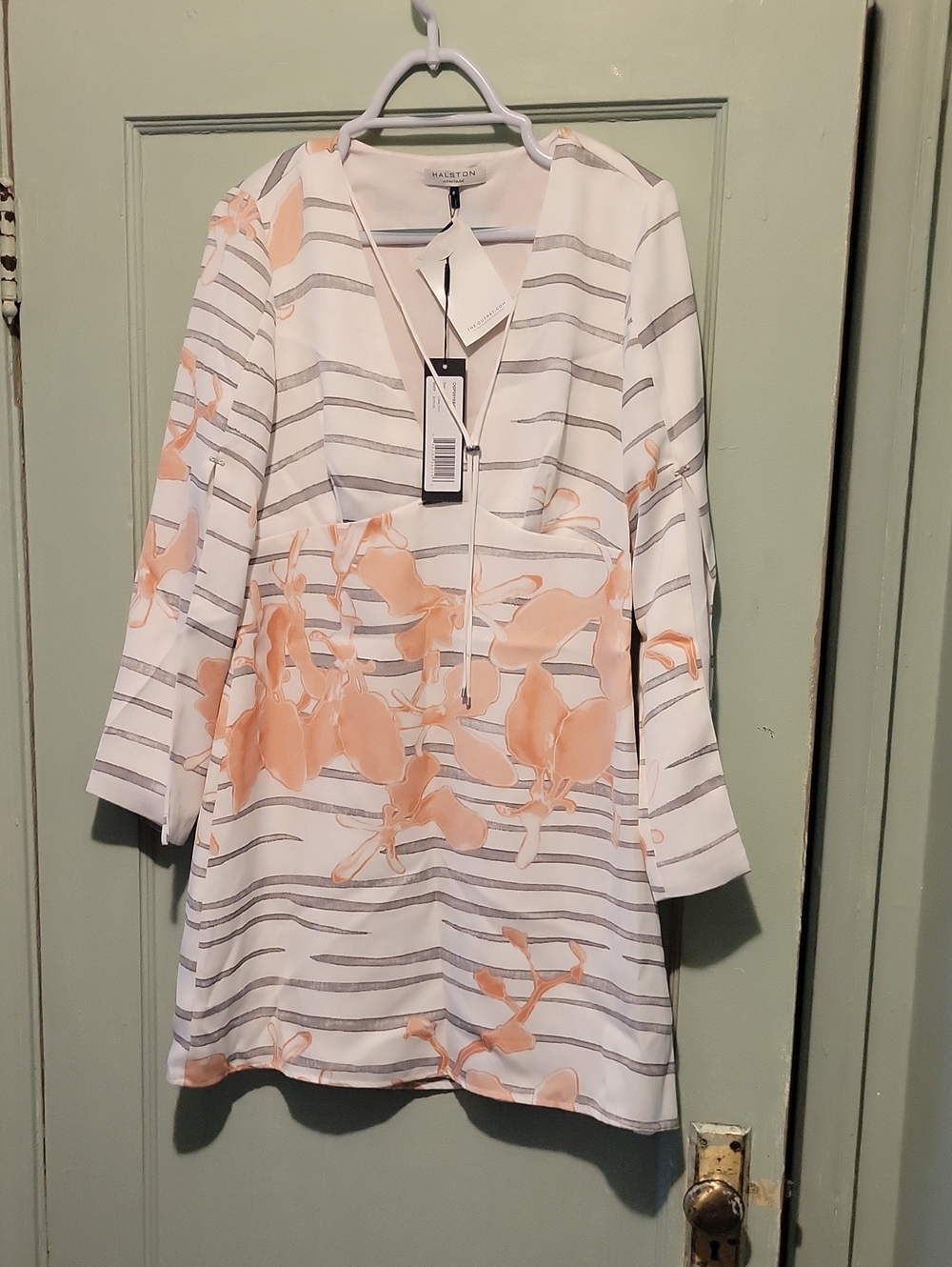 Halston Heritage White V-Neck Tunic with Subtle Gray Stripes